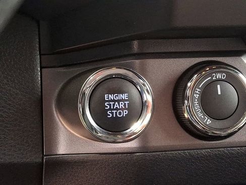 Used 2023 Toyota Tacoma TRD Sport w/ Technology Package image 22