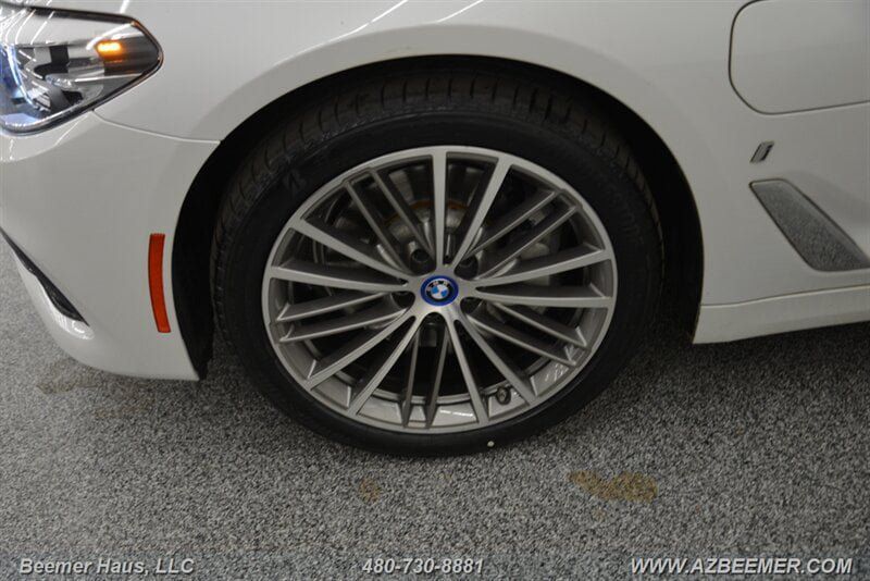 Used 2018 BMW 530e RWD image 50