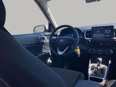 New 2026 Hyundai Venue SE FWD image 14