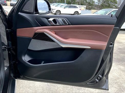 Used 2019 BMW X5 xDrive40i w/ Convenience Package image 22