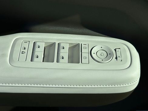 Certified 2025 Hyundai Santa Fe Calligraphy image 32