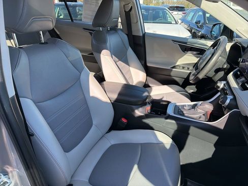 Used 2023 Toyota RAV4 Limited AWD/4WD image 10