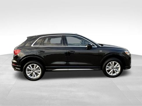 Used 2025 Audi Q3 2.0T Premium w/ Convenience Package image 6