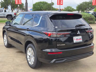 New 2026 Mitsubishi Outlander ES