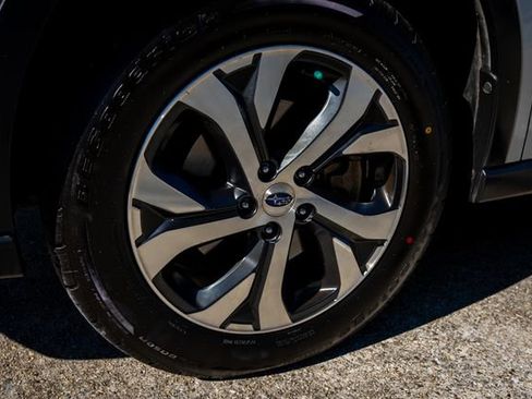 Used 2022 Subaru Outback Limited image 14