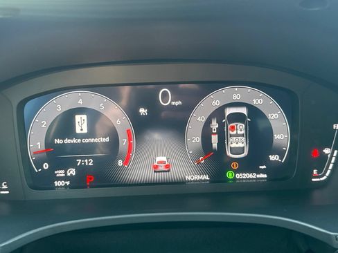 Used 2024 Acura Integra A-Spec FWD image 9