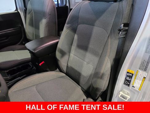 Used 2024 Jeep Wrangler Unlimited Sport AWD/4WD image 12