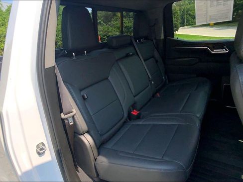 Used 2024 GMC Sierra 1500 SLT w/ SLT Premium Plus Package AWD/4WD image 24