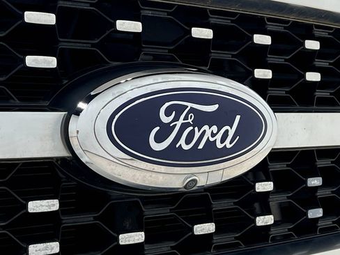 Used 2021 Ford F150 Platinum w/ Equipment Group 701A High AWD/4WD image 42