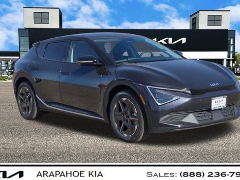 New 2025 Kia EV6 Light w/ Light LR Technology Package image 2