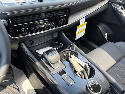 New 2026 Nissan Rogue Platinum AWD/4WD image 16