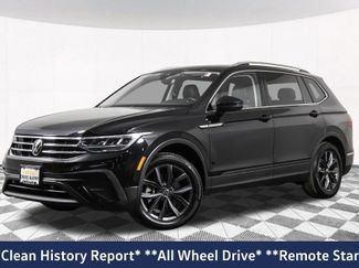 Used 2023 Volkswagen Tiguan SE w/ Panoramic Sunroof Package video 2