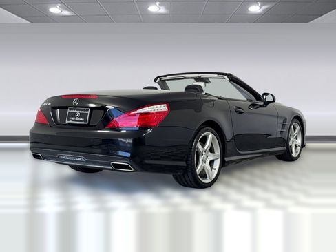 Used 2013 Mercedes-Benz SL 550 w/ Premium Pkg image 8