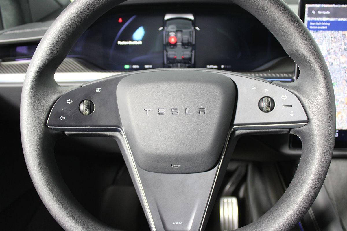 Used 2026 Tesla Model X Plaid AWD/4WD image 14