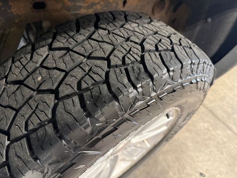 Used 2015 GMC Sierra 1500 SLE w/ SLE Value Package image 18