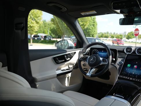 New 2026 Mercedes-Benz GLC 350e 4MATIC image 19