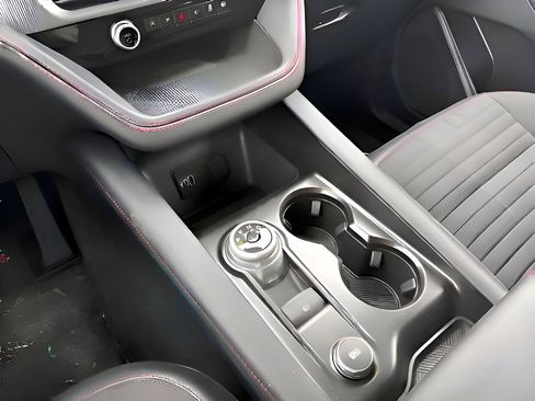 New 2026 Ford Explorer ST-Line image 23