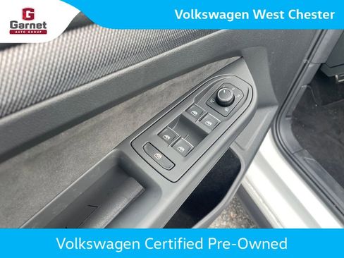 Certified 2026 Volkswagen GTI SE FWD image 7