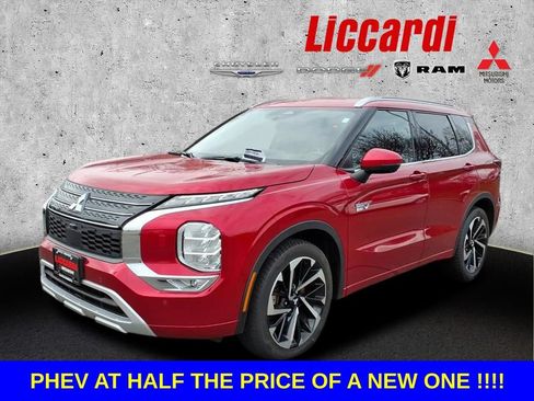 Used 2023 Mitsubishi Outlander SEL 40th Anniversary AWD/4WD image 3