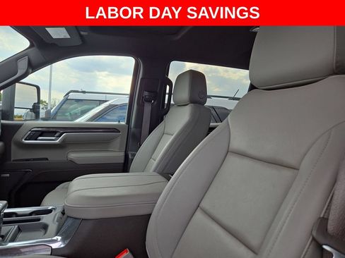 Used 2024 Chevrolet Silverado 1500 LTZ w/ LTZ Premium Texas Edition RWD image 19