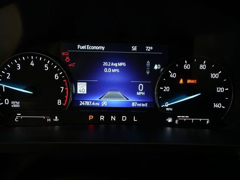 Used 2023 Ford Explorer XLT w/ Equipment Group 202A AWD/4WD image 2