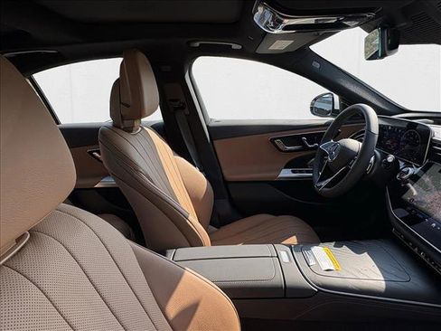 New 2026 Mercedes-Benz E 350 4MATIC Sedan image 24