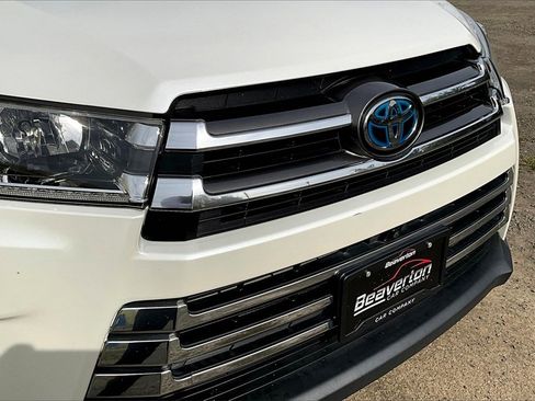 Used 2019 Toyota Highlander Limited Platinum image 33