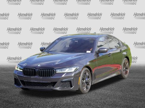 Used 2023 BMW 530i xDrive w/ M Sport Package AWD/4WD image 5