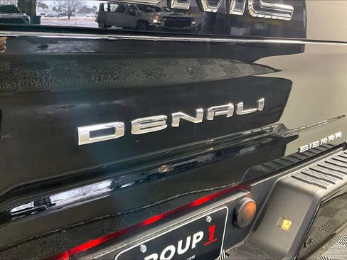 Certified 2025 GMC Sierra 3500 Denali Ultimate image 31