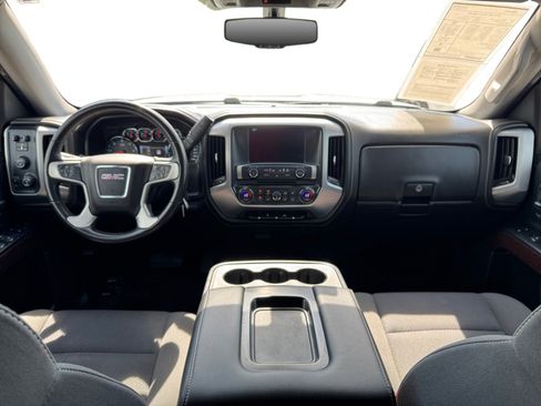 Used 2018 GMC Sierra 1500 SLE w/ SLE Value Package AWD/4WD image 12