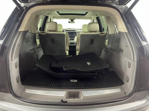 Used 2023 Cadillac XT6 Premium Luxury w/ Technology Package image 31