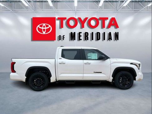 New 2025 Toyota Tundra SR5 image 7