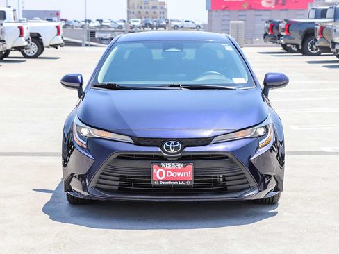 Used 2023 Toyota Corolla LE FWD image 2