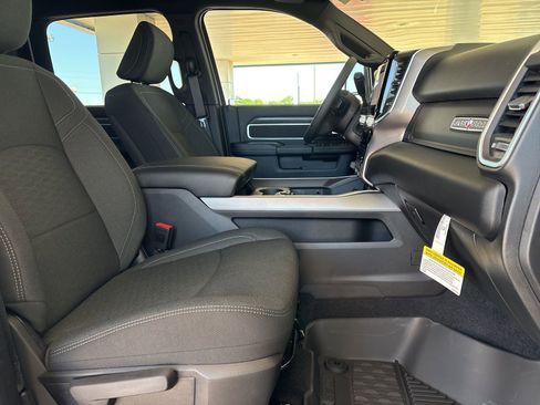 New 2026 RAM 2500 Lone Star AWD/4WD image 18