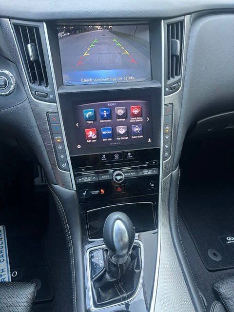 Used 2014 INFINITI Q50 RWD image 3