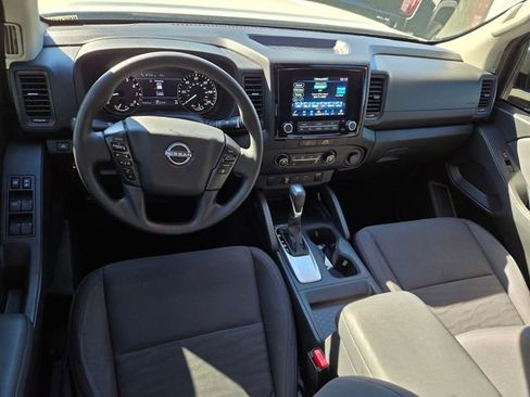 Used 2022 Nissan Frontier S w/ Technology Package image 12