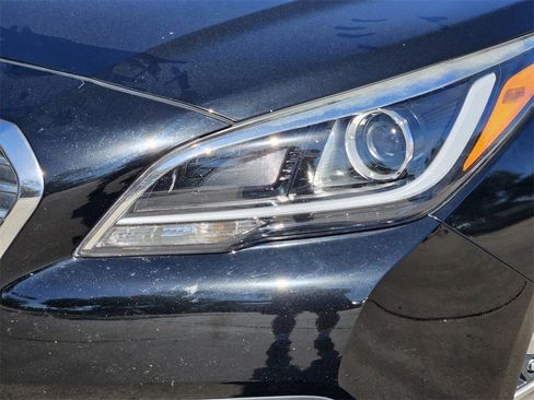 Used 2017 Hyundai Sonata Limited w/ Ultimate Package 02 image 9