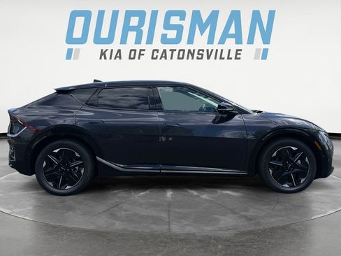 New 2025 Kia EV6 Wind image 7