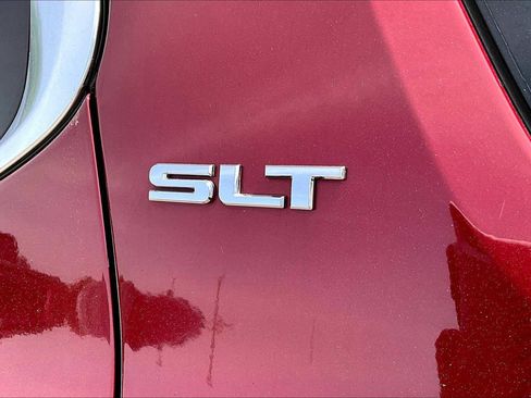 Used 2017 GMC Acadia SLT image 9
