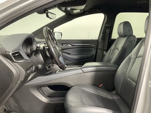 Used 2022 Buick Enclave Premium image 10