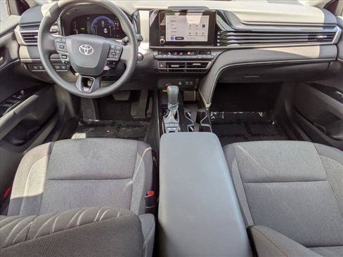 Used 2025 Toyota Camry LE FWD image 16