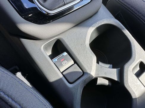 Certified 2025 Subaru Forester Premium image 20