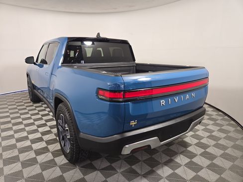 Used 2022 Rivian R1T Launch Edition AWD/4WD image 3
