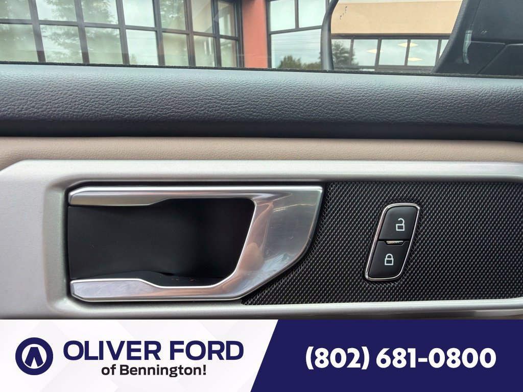 Used 2022 Ford Explorer XLT w/ Equipment Group 202A AWD/4WD image 43