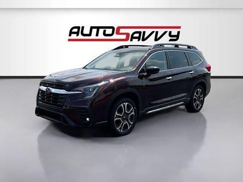 Used 2025 Subaru Ascent Touring AWD/4WD image 3