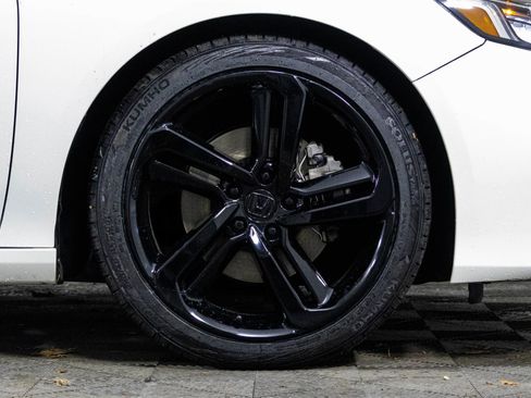 Used 2022 Honda Accord Sport image 39