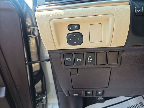 Used 2017 Lexus ES 350 FWD image 13