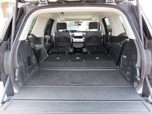 Used 2025 Ford Expedition Active AWD/4WD image 44