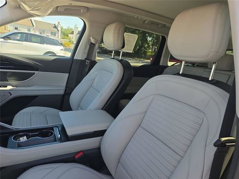 New 2026 Lincoln Nautilus Reserve w/ Jet Appearance Package AWD/4WD image 16