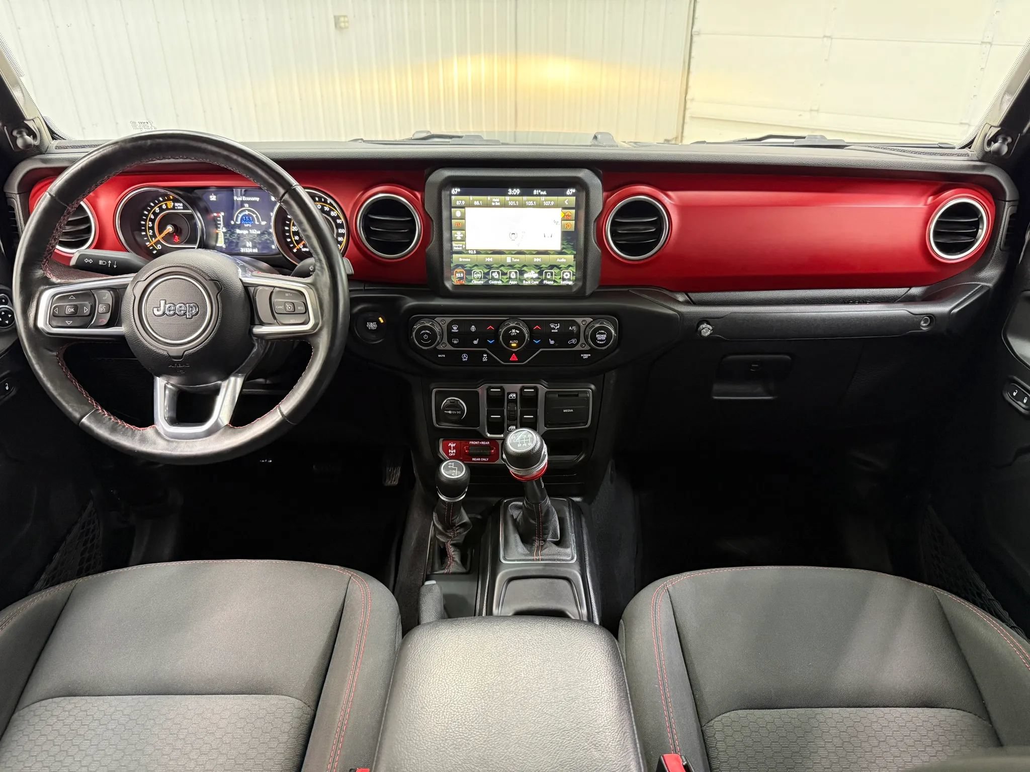 Used 2023 Jeep Gladiator Rubicon w/ Cold Weather Group AWD/4WD image 13